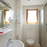 Hotel Hirschen 3*